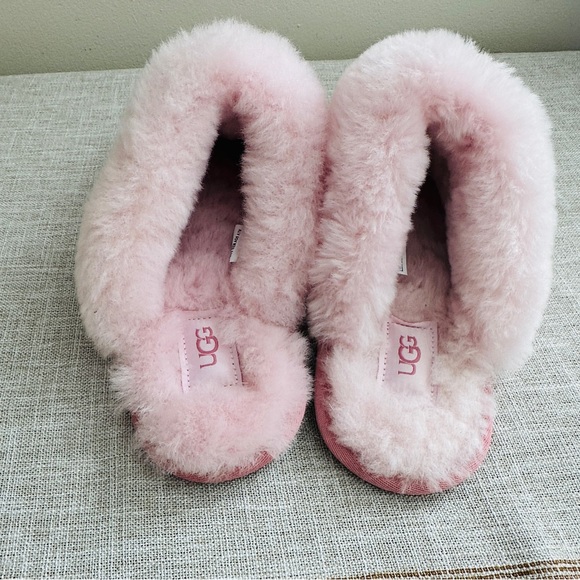 UGG Pink Suede Shearling Clog Slippers - Picture 7 of 7